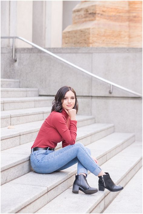 Portland Oregon Fall, Senior Session Girl, Oregon Fall, Downtown Portland Oregon, Female Portrait Poses, Photo Boots, High School Portraits, Country Senior Pictures, Downtown Portland