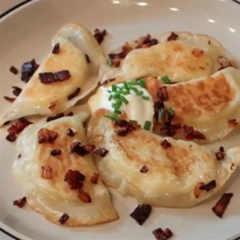 Cheater Pierogi | "Whether you're an old pro or brand new to the joys of pierogi, I hope you give these easy, cheesy dumplings a try." Dinner Classics, Raclette Originale, Galette Des Rois Recipe, Iron Ideas, Olympics Party, Bacon Sauce, Pierogi Recipe, Farmers Cheese, Russian Food