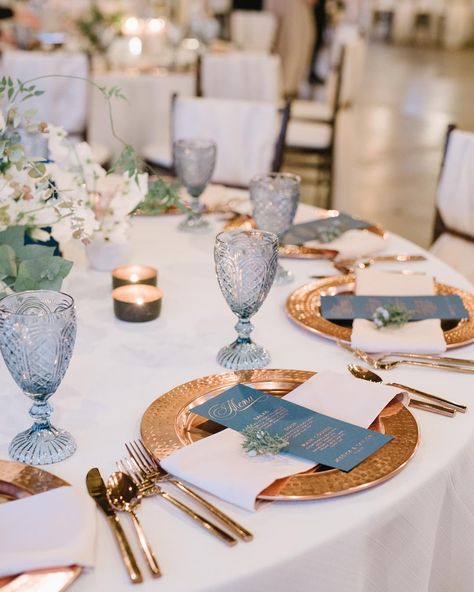 Bronze Wedding Theme, Copper Wedding Centerpieces, Copper Wedding Theme, Copper Wedding Colors, Brown Wedding Themes, Bound To Fall In Love, Wedding Reception Napkins, Blue Winter Wedding, Navy And Copper