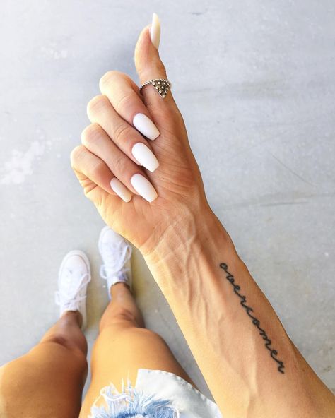 Dawn Nails, Dawn Tattoo, Brittany Dawn Fitness, Brittany Dawn, Spa Life, White Manicure, Healthy Mindset, Fitness Instagram, Pretty Tattoos