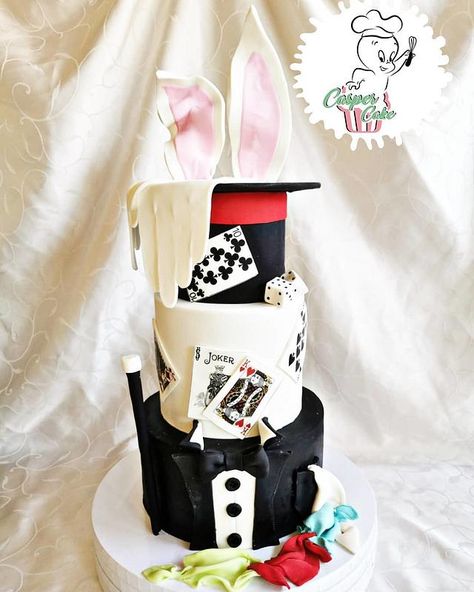 Magician Cake, Magic Party Theme, Magic Birthday Party, Interesting Cakes, Carnival Magic, 7 Cake, Sugar Bread, Magic Birthday, Magic Theme