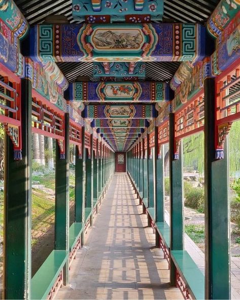 Chinese Palace Interior, Summer Palace Beijing, The Summer Palace, Ancient Korea, Chinese Palace, China Travel Guide, Ancient Chinese Architecture, Beijing Travel, Temple Of Heaven