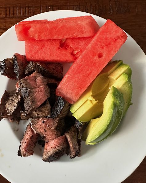 Yesterdays dinner 🍽️ 🥩😋 #ribeyesteak Paleo Diet Aesthetic, Eating Real Food, Animal Based Recipes, Watermelon Steak, 0 Carb Foods, Steak And Avocado, Steak Avocado, Lunch Aesthetic, Real Food Diet