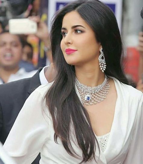 Katrina Kaif Photo, Katrina Kaif, Bollywood Celebrities, India Beauty, Bollywood Actress, Actresses, Celebrities, White, Beauty