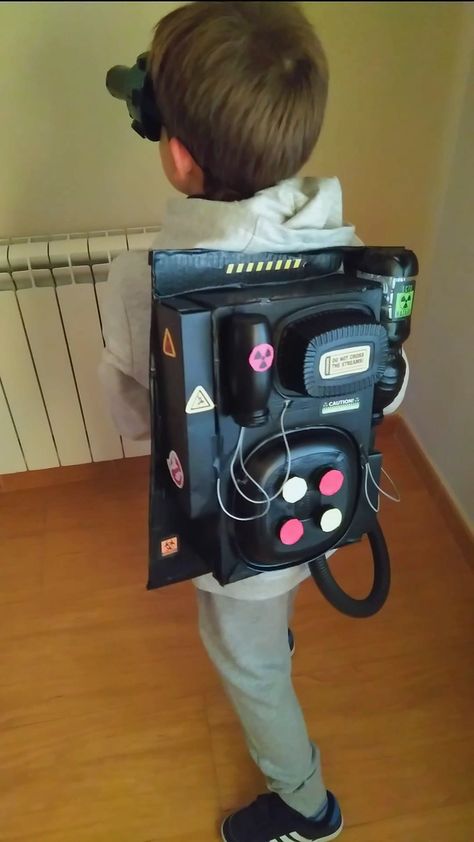 Proton Pack Diy, Ghostbusters Party, Ghost Busters, Halloween 2024, Halloween Disfraces, Ghostbusters, Diy Costumes, Halloween Diy, Fancy Dress