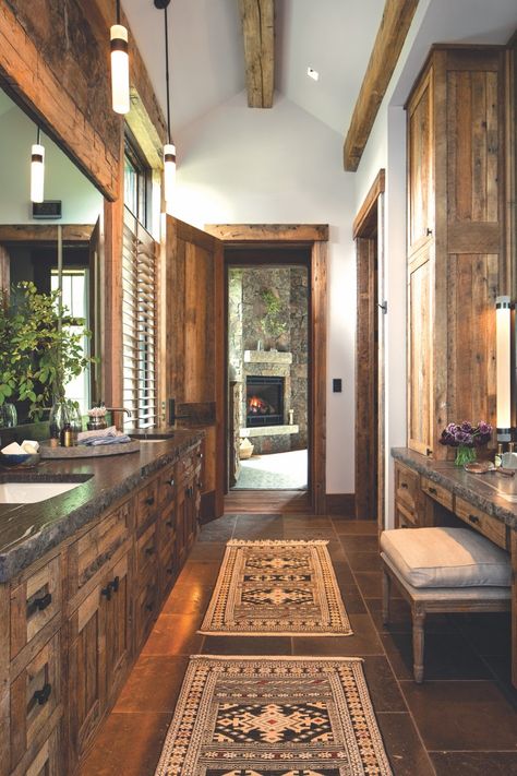 Mountain Home Interior Doors, Western Tile Bathroom, Mountain Style Homes Interior, Modern Mountain Home Interiors, Elegant Rustic Home Decor, Lodge Great Room, Chalet Style Homes Interior, Homestead Plans, Lodge Living Room