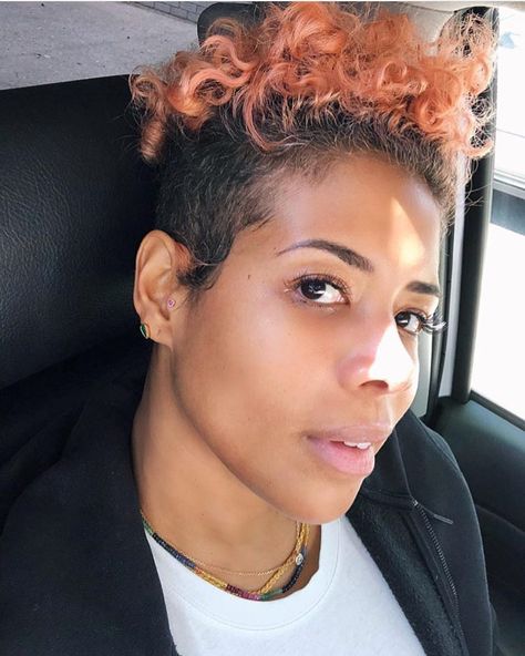 @kelis 🌸 #femininelyfaded Kelis Hair Short, Kelis Short Hair, Kelis Hair, Tapered Natural Hair Cut, Exo Hair, 50 Hairstyles, Tapered Natural Hair, Natural Hair Cuts, Punk Culture