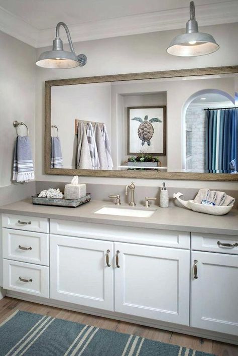 Small Coastal Bathroom, Nautical Bathroom Design Ideas, Coastal Bathroom Decor, Beachy Bathroom, Nautical Bathroom, Rustic Bathroom Vanities, Beach Bathroom Decor, Nautical Bathrooms, Coastal Bathrooms