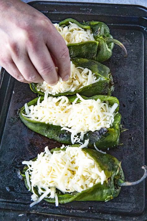 Pablano Pepper Recipe, Cheese Stuffed Poblano Peppers, Grilled Stuffed Peppers, Poblano Recipes, Poblano Peppers Recipes, Poblano Pepper, Roasted Poblano Peppers, Pepper Recipes, Mexican Meals