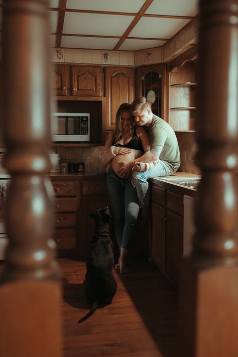 In home lifestyle maternity photo session Funny Maternity Pictures, Indoor Maternity Photos, Lifestyle Maternity Photography, Home Maternity Photography, Diy Maternity Photos, Pregnancy Announcement Photoshoot, Intimate Maternity, Lifestyle Maternity, Maternity Photo Outfits