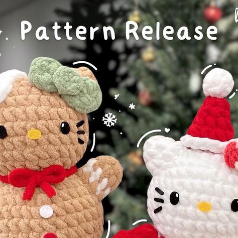 Phuong ✌︎(｡･ω･｡)✌︎ 🇻🇳 on Instagram: "2in1 Hello Kitty Gingerbread & Snowkitty ⋆𐙚₊˚ My 2in1 Hello Kitty pattern is now available in my Ko-fi, Ravelry and Ribblr shop (links in my bio) 15% off now!! Thank y'all so much for 30k followers! ♡ To celebrate, all my patterns are now 15% off!! Use the code “HAPPY30K” when you purchase on Ko-fi 😊 I will post my testers appreciation soon, thank you to everyone who has helped me improved this pattern 🫶🏻 ⋆｡˚ saves, shares, likes are highly appreciated!! #crochet #crochetpattern #crochetchristmas #crochetaddict #crochetlove #christmas #crochetersofinstagram #amigurumi #amigurumis #sanrio #sanriocore #crochetofinstagram #hellokitty #hellokittylover #hellokittyaddict" Crochet Christmas Hello Kitty, Crochet Christmas Market Ideas, Hello Kitty Diy Decorations, Hello Kitty Diy Crafts, Gingerbread Amigurumi, Crocheting Christmas, Gingerbread Crochet, Hello Kitty Gingerbread, Hello Kitty Pattern