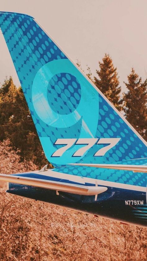 One plane, one tail, one stabilizer. Boeing 777-9 is going to fly. Boeing Wallpaper, Boeing 747 Wallpaper, Boeing 777 Wallpaper, Aviation Wallpaper, 777 Wallpaper, Plane Wallpaper, Boeing 777 300, Dream Wallpaper, Airplane Wallpaper