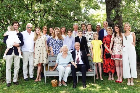 Koning Albert en koningin Paola vieren diamanten jubileum n ... - De Standaard Royalty Fashion, Prins Harry, 60 Wedding Anniversary, Charlene Of Monaco, British Royal Families, Queen Silvia, Princess Estelle, Familia Real, Princess Charlene