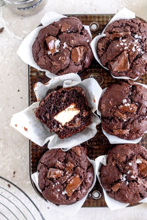 These Small Batch Chocolate Muffins with Cream Cheese Filling are super easy to make. This Small Batch muffin recipe only makes 6 muffins, and the double chocolate muffin batter comes together quickly. You can make them with a cream cheese chocolate centre for a chocolate cream cheese muffin, or just leave them plain for a regular small batch double chocolate muffin - this recipe is super versatile! Chocolate Cream Cheese Muffins, Cheese Muffin, Cloudy Kitchen, Savory Muffins Recipes, Berry Coulis, Batch Baking, Baking Lessons, Chocolate Muffin Recipe, Small Batch Baking