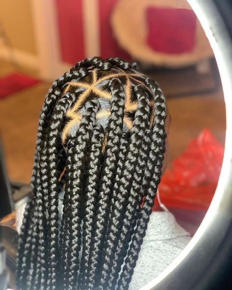 Triangle Braids For Black Women, Large Box Braids Triangle Parts, Big Medium Box Braids, Grosse Braids, Triangle Part Braids, Triangle Braids, Triangle Box Braids, Large Box Braids, Big Box Braids