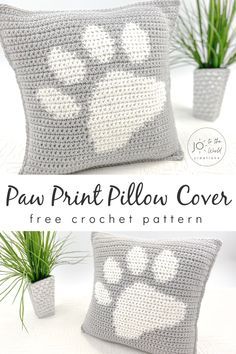 Pillow Cover Crochet, Paw Print Pillow, Pillow Cover Crochet Pattern, Crochet Pillow Patterns Free, Crochet Cushion Pattern, Crochet Cushion, Crochet Pillow Cover, Crochet Cushion Cover, Crochet Pillow Pattern