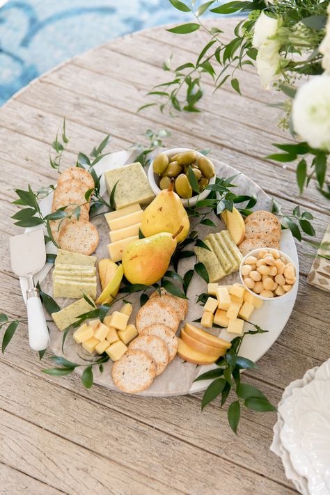 Pear & Cheese Board Beautiful Cheese Board, Fashionable Hostess, Charcuterie Inspiration, Charcuterie Cheese, Party Food Platters, Charcuterie And Cheese Board, Charcuterie Recipes, Green Olives, Wine Cheese