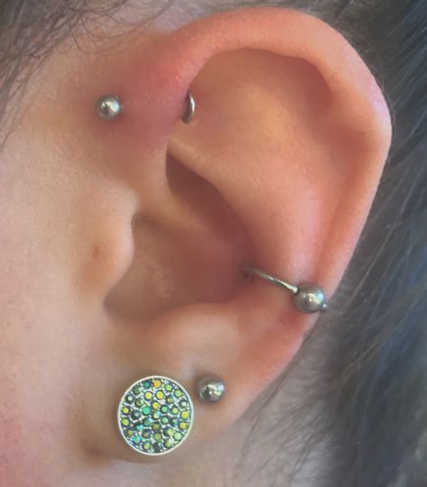 Conch and forward helix piercing Surface Piercing Ear, Forward Helix And Conch Piercing, Helix And Conch Piercing, Helix Piercing Stud, Inner Conch Piercing, Surface Piercing, Body Decor, Forward Helix Piercing, Forward Helix