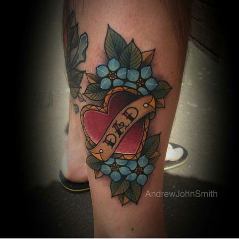 Old school dad heart flower tattoo full colour Old School Heart, Old School Sleeve, Heart Flower Tattoo, Tato Tradisional, Traditional Tattoo Inspiration, Tattoo Old School, Tattoo Heart, Trendy Tattoo, Flower Tattoo Sleeve