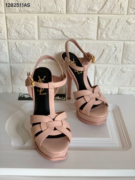 Ysl Saint Laurent, Dream Bags, Ysl Shoes, Saint Laurent Shoes, Shoe Boot Sandals, Platform High Heels, Heels Sandals, Thick Heels, Shoe Obsession