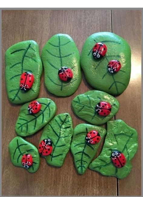 Painted Rocks Ideas, Steam Projects, Rock Painting Ideas, Contemporary Abstract Painting, Heart Painting, Sunflower Painting, Best Rock, Leaf Art, Kawaii Drawings