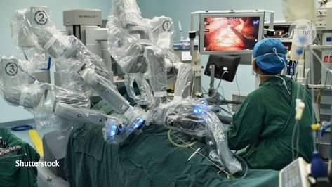 A push to get more robots into Chinese hospitals is starting to bear fruit. Surgery Illustration, Engineer Aesthetic, Medical Device Sales, Medical Robots, Surgical Robots, Hospital Equipment, Doctor Hospital, Robotic Surgery, Fourth Industrial Revolution