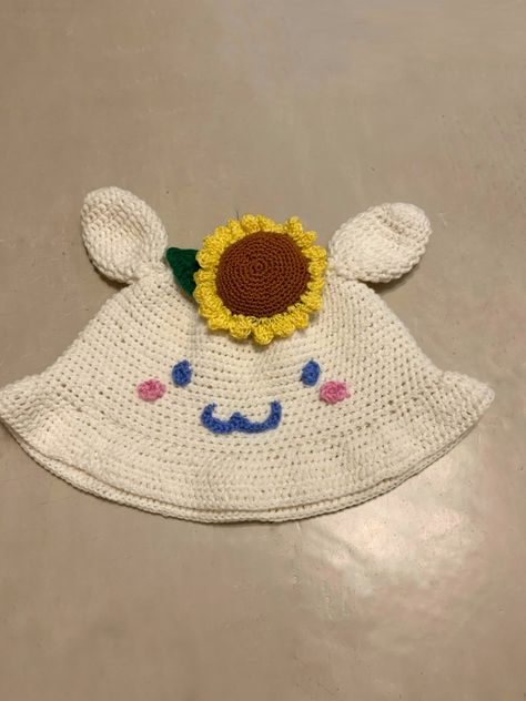 @aneerda.beatrice on ig sunflower bucket hat sanrio flower field commission crochet cute cinnamoroll kuromi keroppi pompompurin melody my melody Pompompurin Hat, Sunflower Bucket Hat Crochet, Sunflower Bucket Hat, Sunflower Bucket, Cute Cinnamoroll, Bucket Hat Crochet, Cinnamoroll Kuromi, Crochet Cute, Hat Crochet