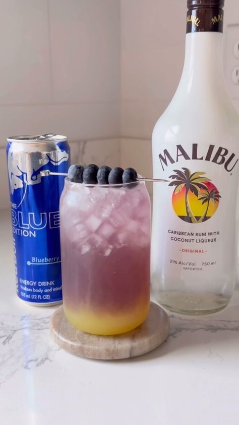 Dio & Iris | Blueberry Redbull X Malibu Rum + pineapple juice 💛💙 #maliburum #maliburumdrinks #rum #cocktails #cocktailrecipes #cocktailhour #dioandiris | Instagram Blueberry Redbull Drinks, Redbull Drinks, Malibu Rum Drinks, Red Bull Drinks, Coconut Liqueur, Malibu Rum, Caribbean Rum, Malibu Blue, Rum Cocktails