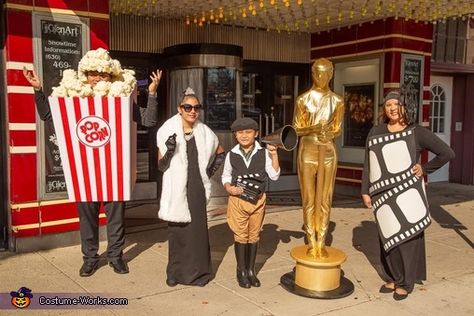 Popcorn Costume, Cinema Party, Family Dress, Halloween Popcorn, Movie Themed Party, Costume Works, Breakfast At Tiffany's, Trunk Or Treat, The Oscars