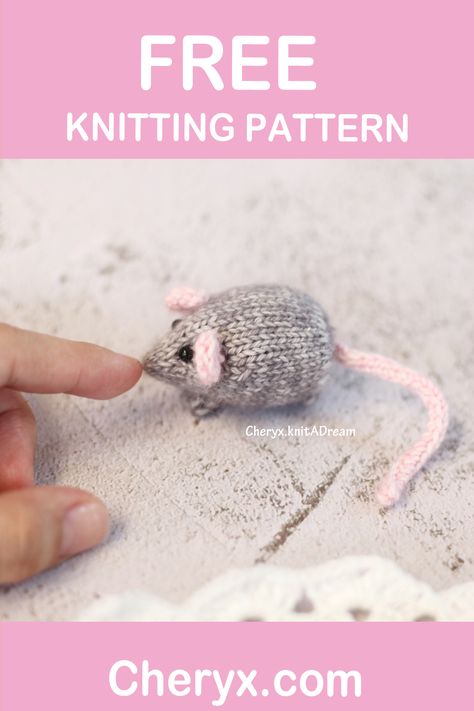 Knitting Bear, Diy Crochet Flowers, Bunny Knitting Pattern, Knitted Stuffed Animals, Knitting Toy, Handmade Tutorial, Miniature Knitting, Knitting Hacks, Knitted Doll Patterns