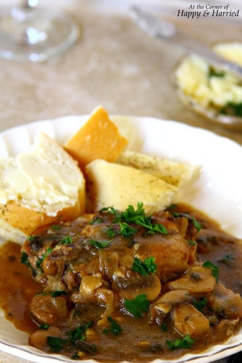 Coq au Vin {Chiken In A Red Wine Sauce} Cooking With Red Wine, Red Wine Reduction Sauce, Red Wine Chicken, Red Wine Recipe, Chicken And Mushrooms, All About Us, Red Wine Sauce, Braised Chicken, Sauce For Chicken