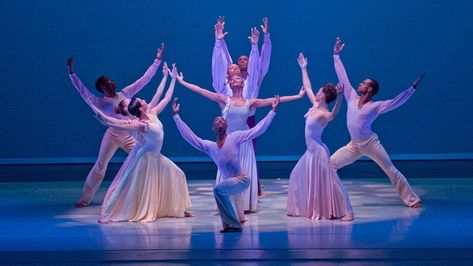 American Dance, Worship Dance, Dance Attire, Shut Up And Dance, Praise Dance, Dance Photography Poses, Alvin Ailey, Dance Theater, Dance School