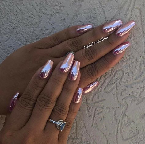 Nails For Dark Skin, Cheap Nails, Badass Nails, Nails Black Women, Pink And Black Nails, Marble Nails Tutorial, Red Chrome Nails, Gucci Nails, Pink Chrome Nails