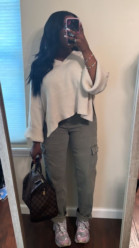 Outfit inspo, cargo pants, Balenciaga runners, sweater, fashion, fashion inspiration, casual Balenciaga Cardigan Outfit, Cargo Pants Sweater Outfit, Balenciaga Runners Outfit Black Women, Cargo Pants Work Outfit, Fall Cargo Pants Outfit, Balenciaga Runners Outfit, Balenciaga Shoes Outfit, Outfit Inspo Cargo Pants, Balenciaga Sneakers Outfit