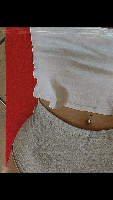 #body #piercing #looksgood #training #tumblr #belly #indie Belly Piercing, Hailey Bieber, Piercings, Jean Shorts, Tumblr, Denim Shorts