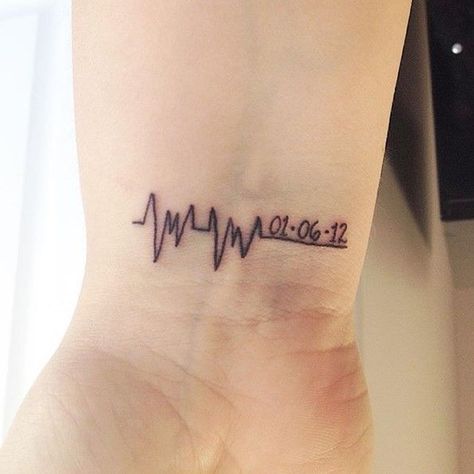 Lifeline Tattoos, Tattoo On Wrist, 16 Tattoo, Heartbeat Tattoo, Remembrance Tattoos, Date Tattoos, Wrist Tattoos For Guys, Muster Tattoos, Geniale Tattoos