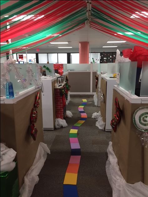 Candy Land Christmas Office Decorations, Decorate Cubicle, Christmas Cubicle Decorations, Christmas Candyland, Candy Decorations, Office Christmas Decorations, Office Holiday, Office Christmas, Door Ideas