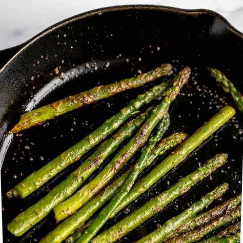 Easy Pan-Fried Asparagus With Lemon and Parmesan Pan Cooked Asparagus, Pan Seared Asparagus, Pan Asparagus, Pan Fried Asparagus, Fried Asparagus, Asparagus Seasoning, Fish Chowder, Parmesan Asparagus, Asparagus Fries