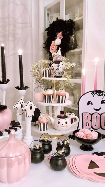 Linda Schuster Vartanian 🌸Home Decor🌸Seasonal decorating on Instagram: "Setting up a cute little Halloween Tea party using pink! 
🖤👻🌸🧁🫖🧁🌸👻🖤

Looking back at this treat table display from a previous Halloween will perhaps provide some ideas for your Halloween season decorating!☺️🌸👻🌸

I love using mini cauldrons filled with wrapped chocolates and candies!🍬🍬🍬It’s a fun little take home gift for your guests too! 🛍️ 🛍️🛍️And remember candles too! They always add the perfect ambiance to all your tablescapes!✨✨✨

Happy decorating friends! Have a FaBOOlous day!🖤🌸👻🌸🖤xo 

🐦‍⬛🐦‍⬛🐦‍⬛🐦‍⬛🐦‍⬛🐦‍⬛🐦‍⬛🐦‍⬛🐦‍⬛🐦‍⬛🐦‍⬛🐦‍⬛🐦‍⬛🐦‍⬛🐦‍⬛🐦‍⬛🐦‍⬛🐦‍⬛

👻decorating for Halloween, designing a Halloween tablescape, using pink for Halloween, creating Halloween treats, displaying cute Ha Mini Cauldron, Halloween Tea Party, Decorating For Halloween, Treat Table, Halloween Tablescape, Table Display, Halloween Season, Some Ideas, Halloween Treats