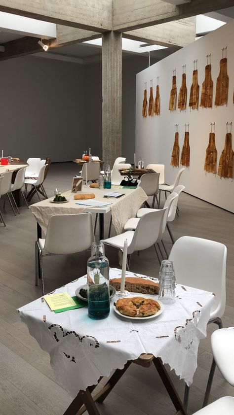 dinner gallery museum garage rotterdam exhibition art artists food design aesthetic interior inspo Food Exhibition Design, Gallery Museum, Aesthetic Interior, Exhibition Art, Food Gallery, Space Gallery, Private Dining, Design Aesthetic, Museum Of Modern Art