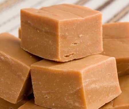 Butter Fudge Recipe Peanut Butter Fudge Recipes Easy, Easy Peanut Butter Fudge, Penuche Fudge, Brown Sugar Fudge, Peanut Butter Fudge Recipe, Peanut Butter Fudge Easy, Butter Fudge, Vegan Peanut Butter, Easy Peanut Butter