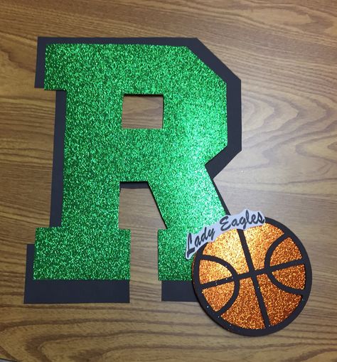 Locker Tags Ideas, Volleyball Locker Tags, Football Lockerroom, Basketball Locker Room Decorations, Locker Decorations For Sports, Basketball Locker Signs, Sports Locker Decorations, Volleyball Locker Signs, Basketball Locker Decorations