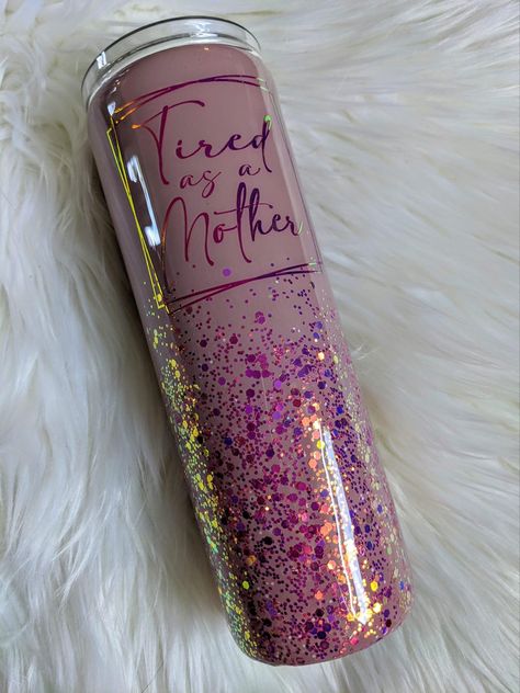 Mama Glitter Tumbler Ideas, Pink Epoxy Tumbler, Pink Tumbler Ideas, Tumblr Cup Designs, Acrylic Projects, Resin Stickers, Ombre Tumbler, Tumblr Cup, Tumbler Cups Personalized