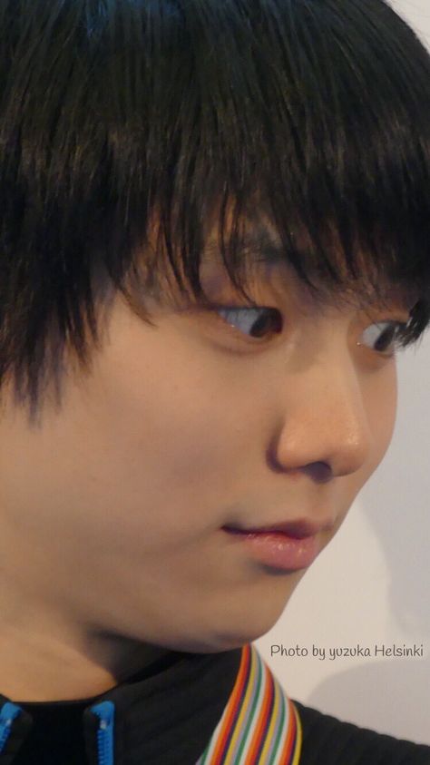 Yuzuru Hanyu, Hanyu Yuzuru, Meme Faces, Helsinki, Ice Skating, Skating, Close Up, Funny Memes, Memes