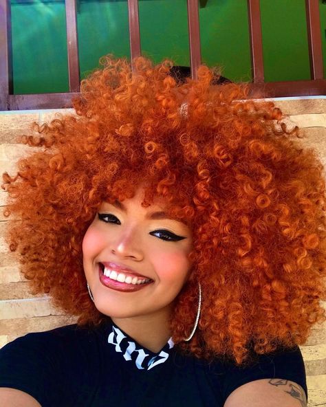 Afro Hair Color, Curly Hair Afro, Dark Ginger Hair, Short Bob Curly, Bangs For Black Women, Orange Wig, Hair Color Orange, Hair Color Streaks, Ginger Hair Color