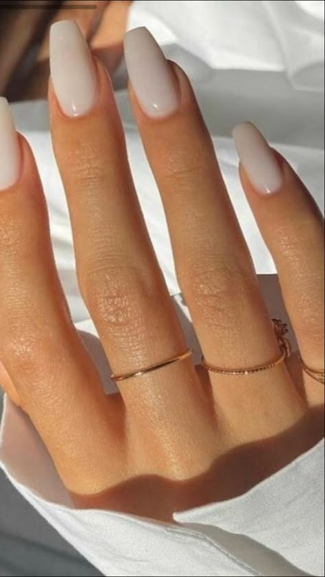 Ongles Beiges, Minimal Nails, Casual Nails, Classy Acrylic Nails, Nails 2022, Acrylic Nails Coffin Short, Neutral Nails, Classy Nails, Dream Nails