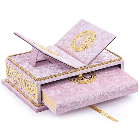 Engagement Packing Ideas For Bride, Muslim Prayer Room Ideas, Prayer Room Ideas, Crockery Design, Gifts Pink, Pink Wallpaper Girly, Gift Luxury, Ramadan Crafts, Desk Stand