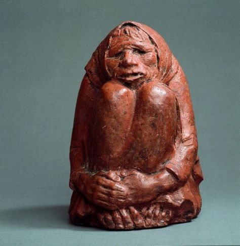 Shivering Crone / Ernst Barlach Ernst Barlach, Expressionism Sculpture, Kathe Kollwitz, Degenerate Art, Art Eras, Master Art, Anatomy Sculpture, Inuit Art, Plastic Art