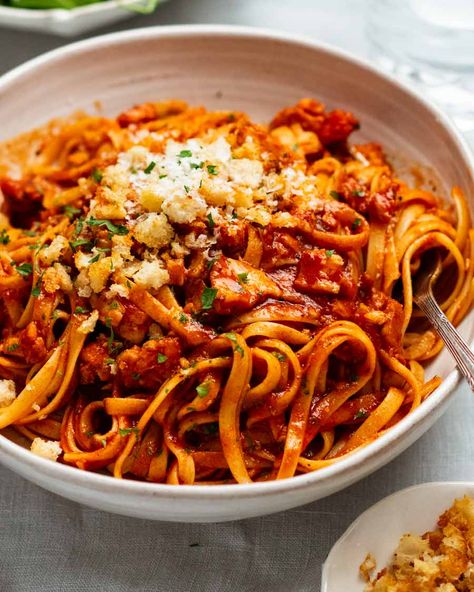 Bowl of Calabrian fish ragu pasta ready to be eaten Fish And Pasta, Ragu Pasta Sauce, Ragu Pasta, Quick Easy Dinner Recipes, Fish Pasta, Recipes Quick And Easy, Pasta Meals, Fish Sticks, Recipetin Eats