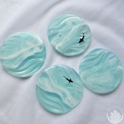 Resin Coaster, Resin Crafts Ideas Inspiration, Resin Coasters With Shells, Ocean Resin Coasters Diy, Ocean Theme Resin Keychain, Ocean Beach Resin Art, Diy Resin Coasters, Ocean Theme Resin Art, Ocean Room Decor